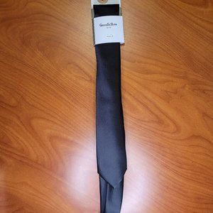 NWT  Mens black satin tie